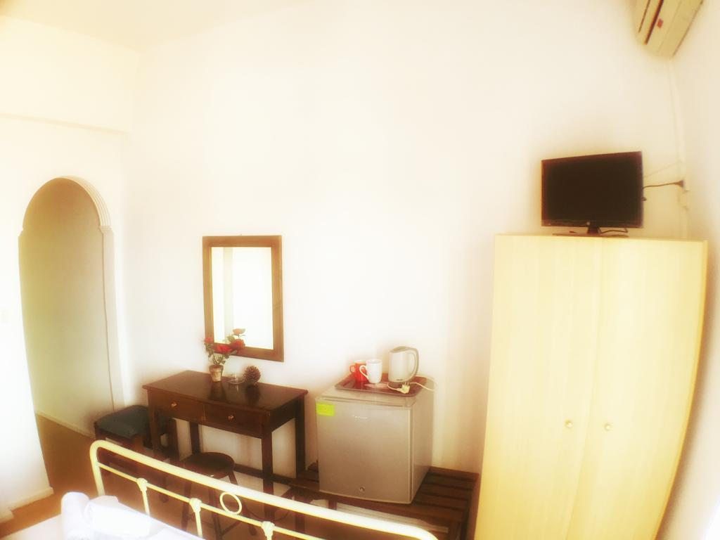 Benitsa Beach Hotel Achilleion Exterior photo